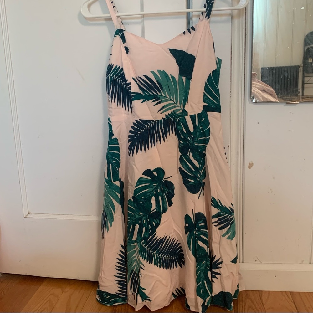 Old navy pink green palm leaf A-line flowy summer dress XS